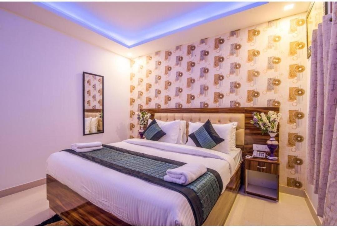 Suites Admiral Delhi Airport New Delhi Exterior foto