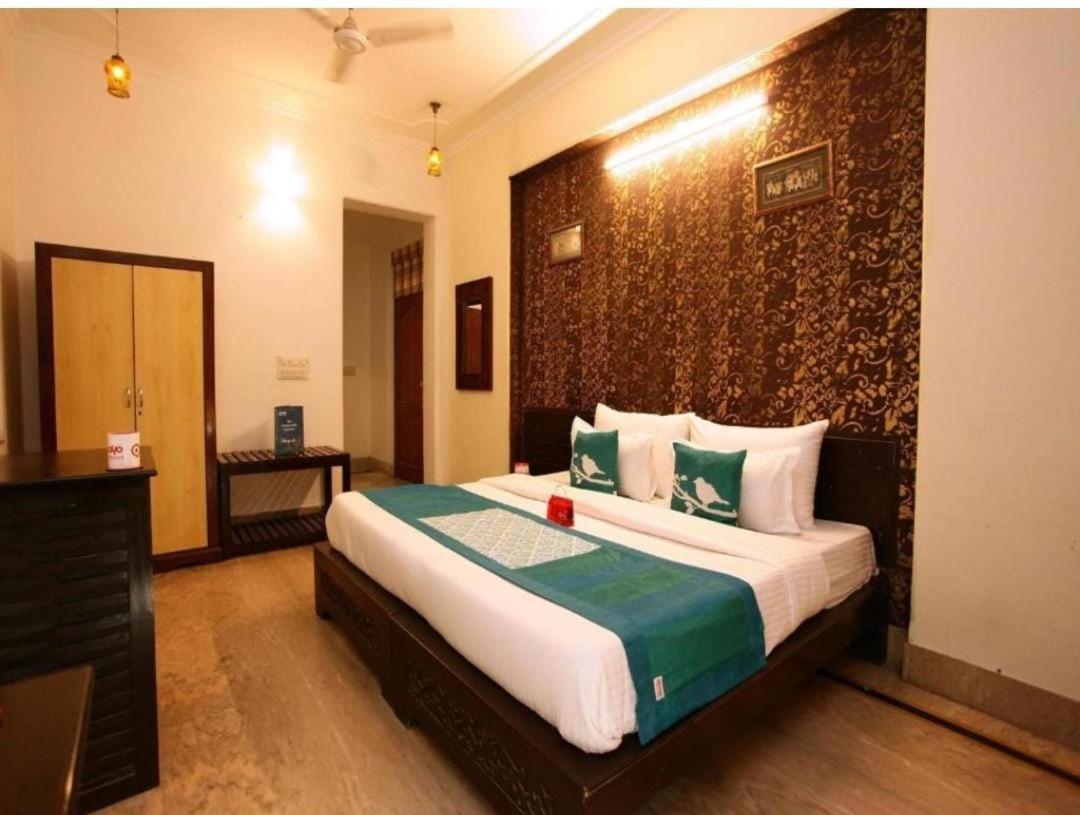Suites Admiral Delhi Airport New Delhi Exterior foto